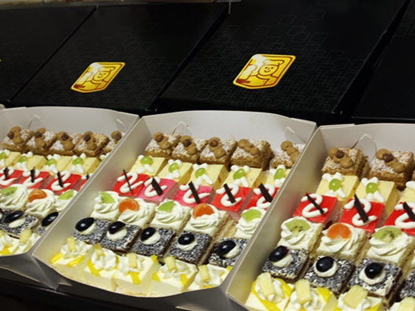 petit four 5*5 mokka