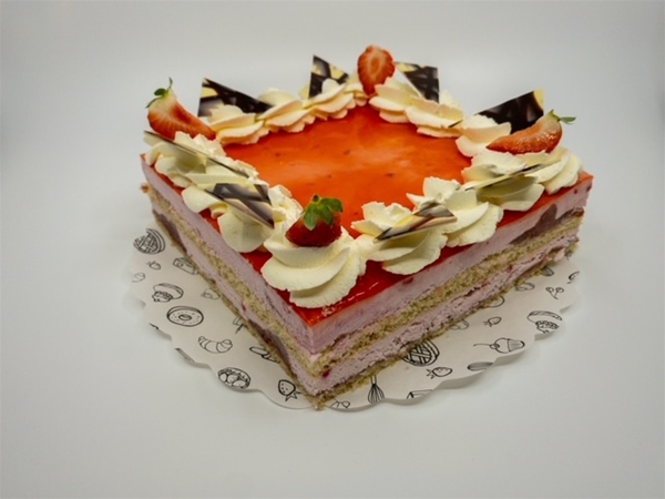 aardbeibavaroise taart